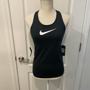 NWT Nike pro slim fit workout top size xs